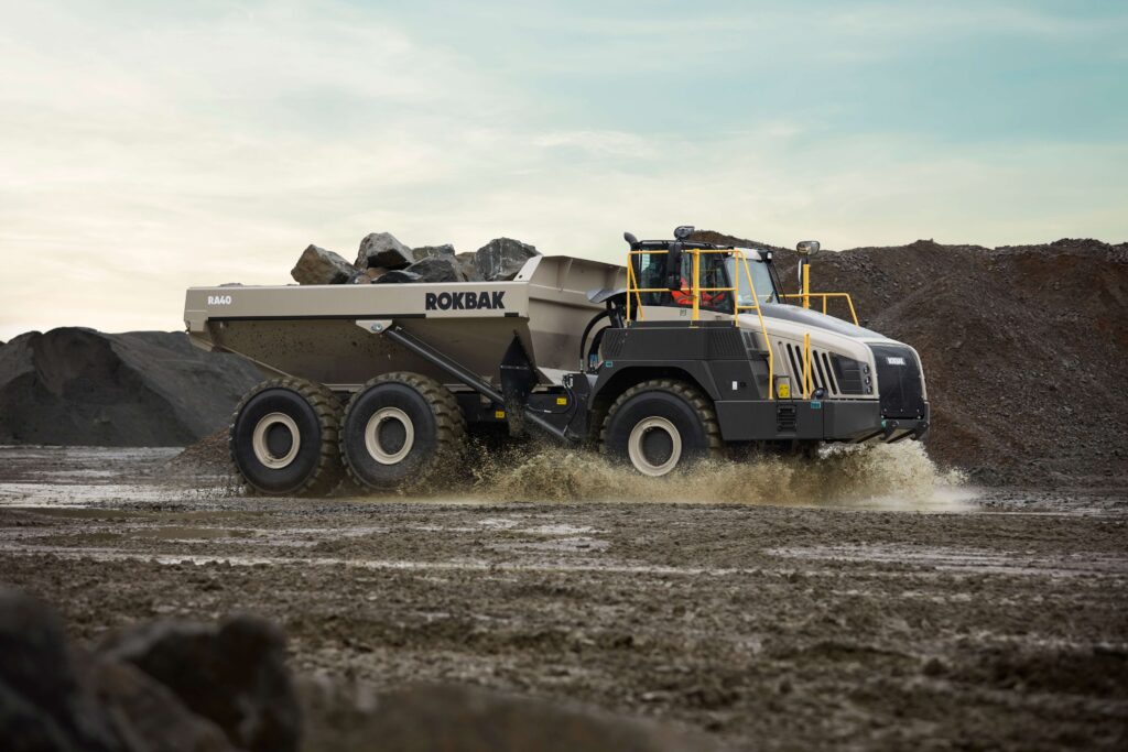 The RA40 is ideally suited to large-scale quarry, mine and construction jobs.