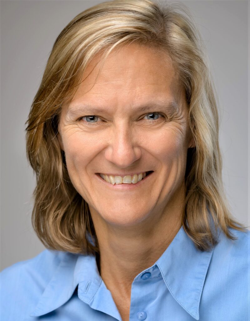 Fiona Suttton, principal consultant at SRK Consulting.