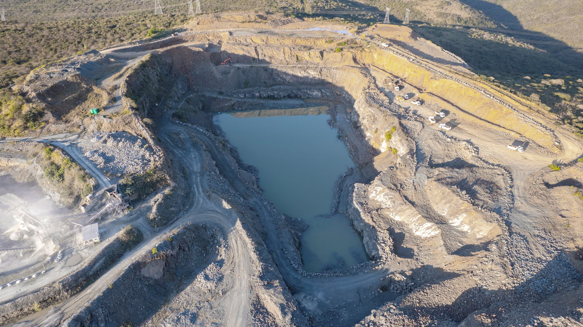 To keep up with the massive aggregates demand for the N3 national road upgrade project, AfriSam’s Umlaas Road Quarry has doubled its volumes using existing resources.  