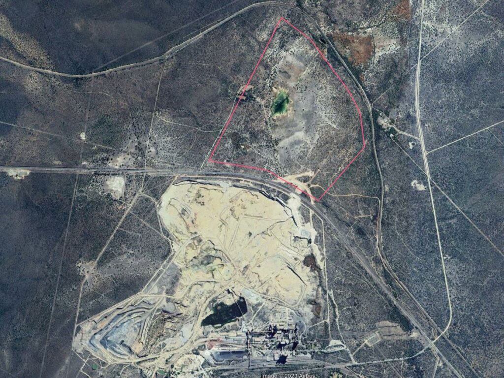 Existing Ulco operation with new mining area outlined in red.