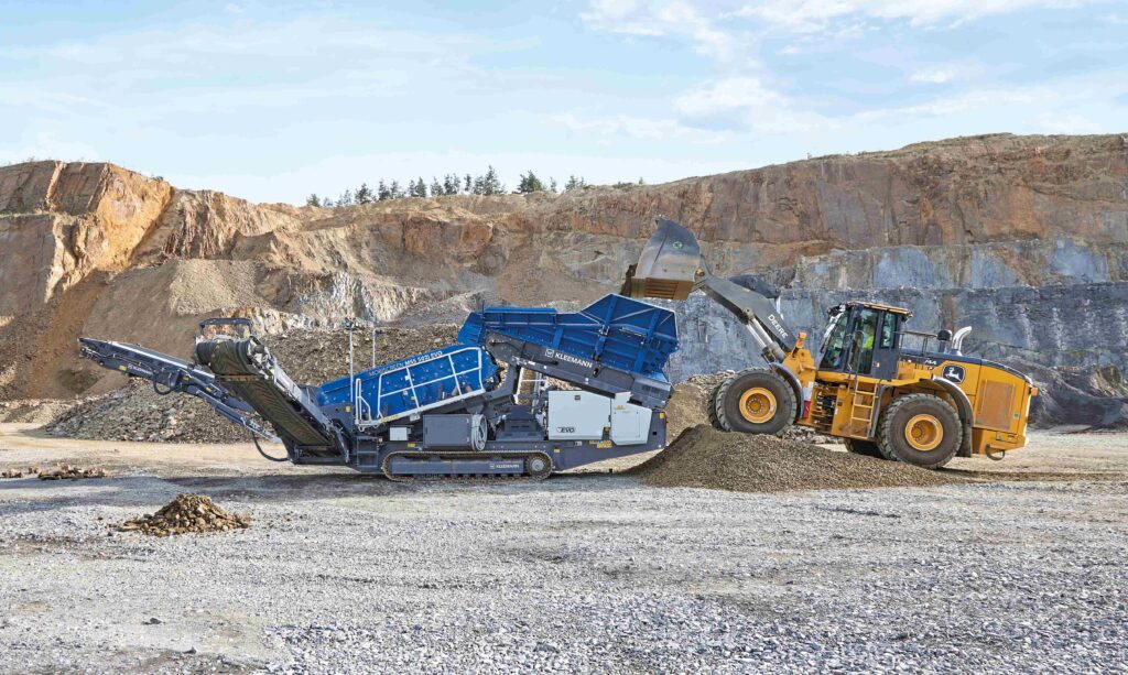 The MSS 502(i) EVO impresses with a feed capacity of up to 350 t/h in natural stone and recycling.