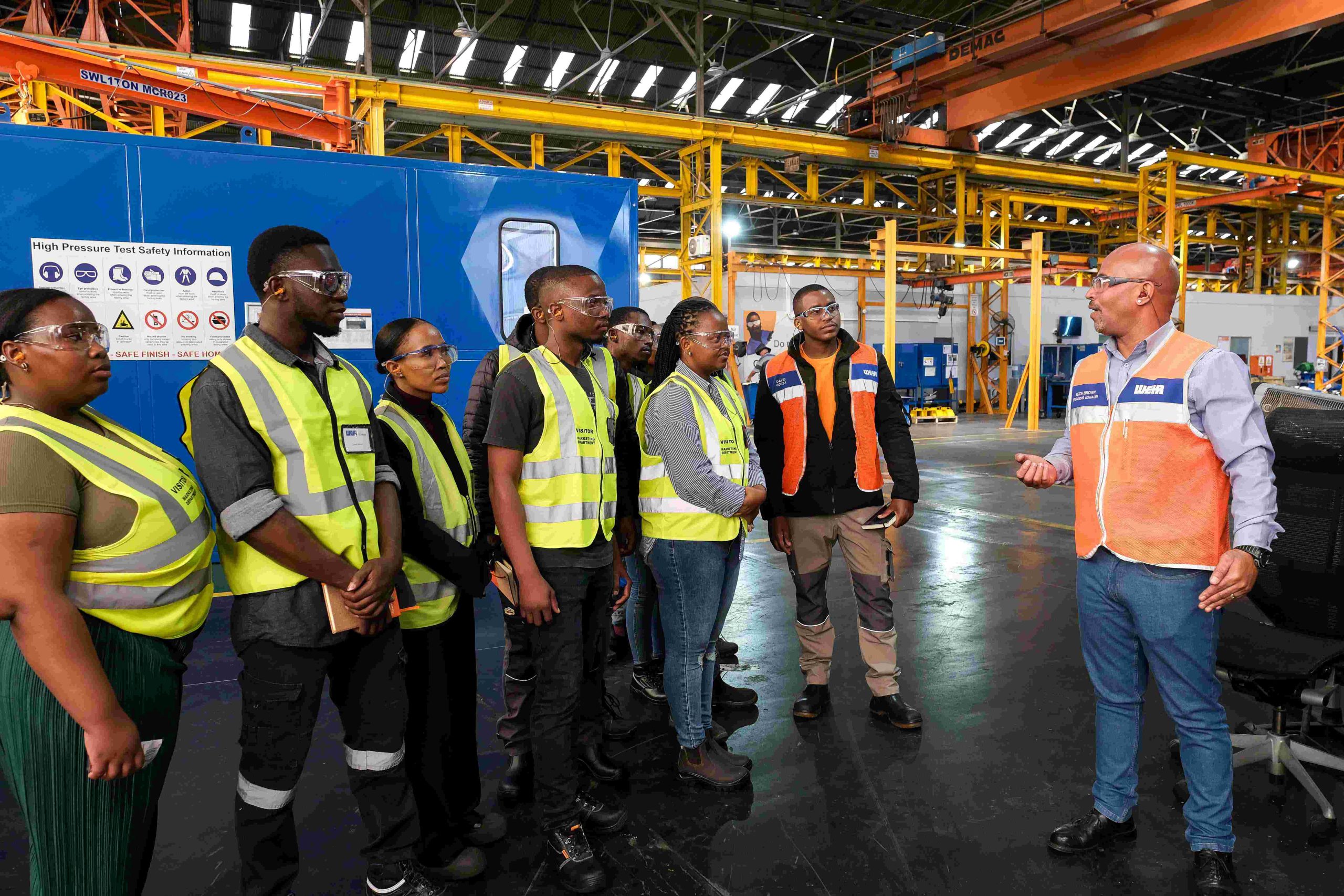 Following the days of classroom lessons, the graduates had the opportunity to tour Weir’s Alrode facility.