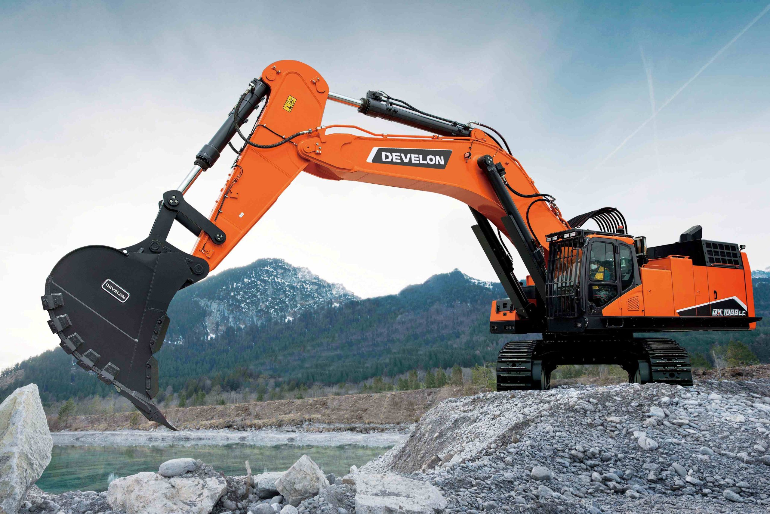 Develon specialists emphasise the importance of selecting the correct excavator to ensure optimum efficiency, cost-effectiveness and safety on site.