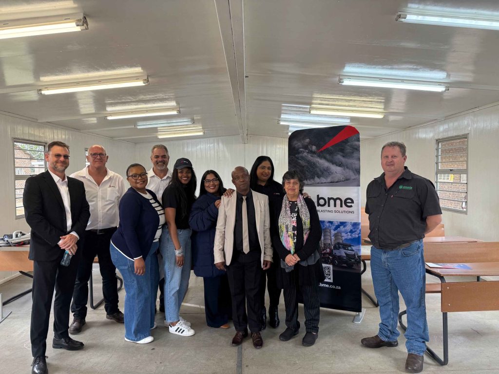 The newly handed over mobile classroom unit at Fundisisa Combined School in Dryden, Mpumalanga.