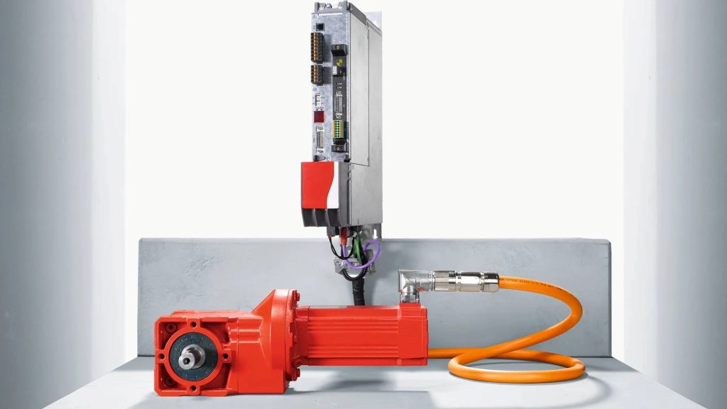 SEW-EURODRIVE’s MOVI-C digital motor integrates seamlessly with MOVILINK DDI interfacing, using a single hybrid cable to transmit both power and digital data for real-time condition monitoring and streamlined installation.