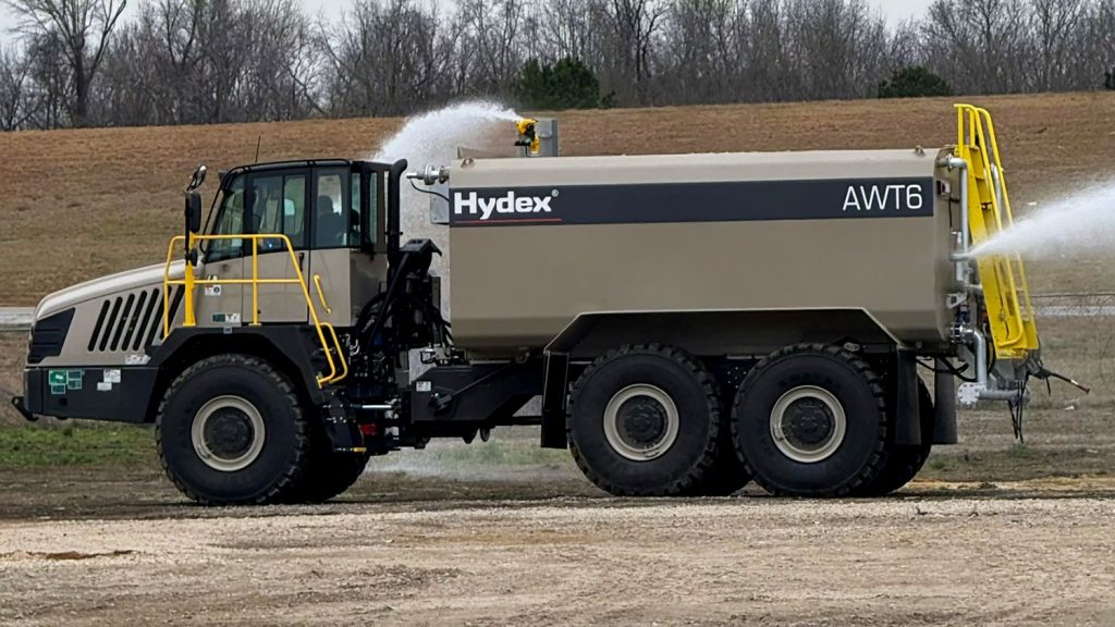 Rokbak haulers have been converted into water trucks by Hydex.