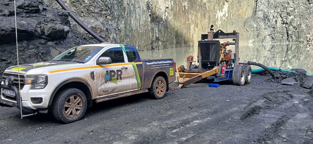 By deploying an Atlas Copco diesel-driven HL130 pump to dewater this open pit, IPR delivered a cost-effective solution that significantly reduced downtime and operational expenses for the mine.