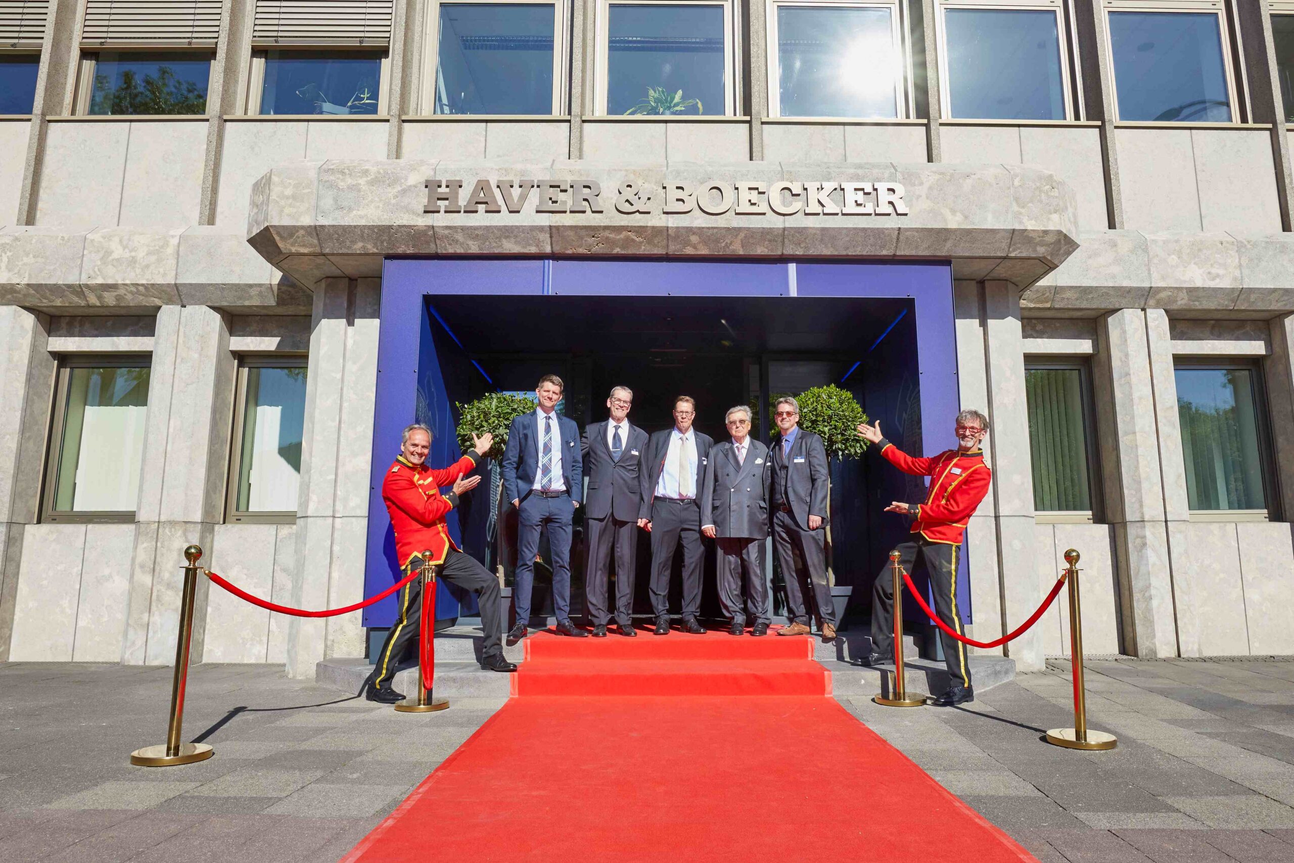 HAVER & BOECKER celebrated 100 years of the Machinery Division by hosting customers and industry partners from around the globe for an anniversary event at its headquarters in Oelde, Germany.
