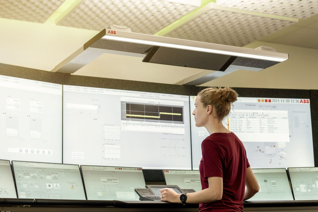 ABB Expert Optimizer enables smarter, real-time process control.