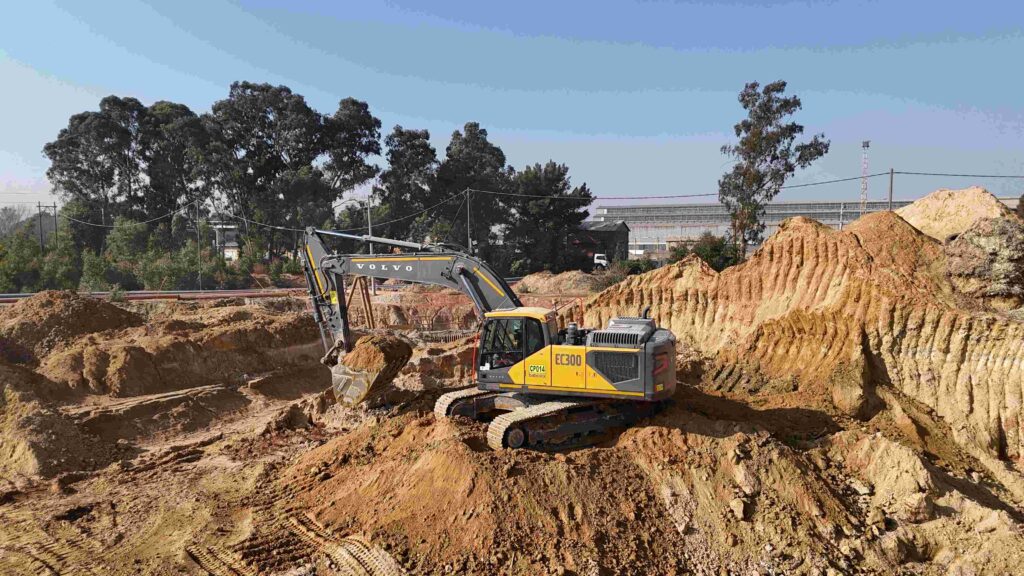 Cloete’s Sand and Stone’s decision to invest in the EC300 is both a vote of confidence in the Volvo brand and a recognition of the equipment’s alignment with their business needs.