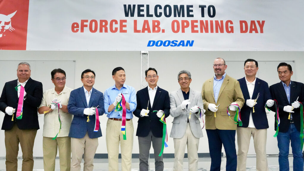 The inauguration event was attended by key leadership.