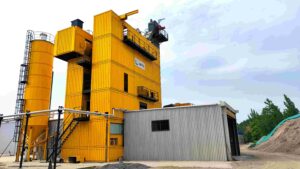 With a 240 tph capacity, the plant has already produced nearly 10 000 tonnes of premium asphalt mix.