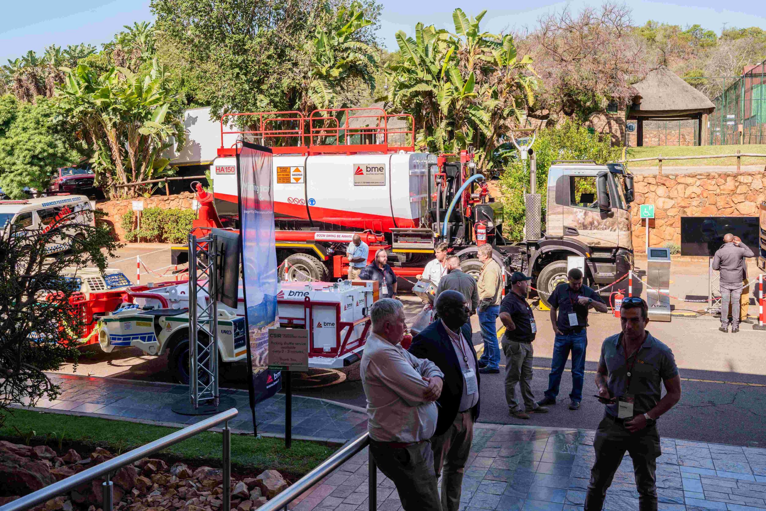 The event brought together more than 300 industry stakeholders, ranging from regulators, customers, international partners, and representatives of Omnia Group and BME.