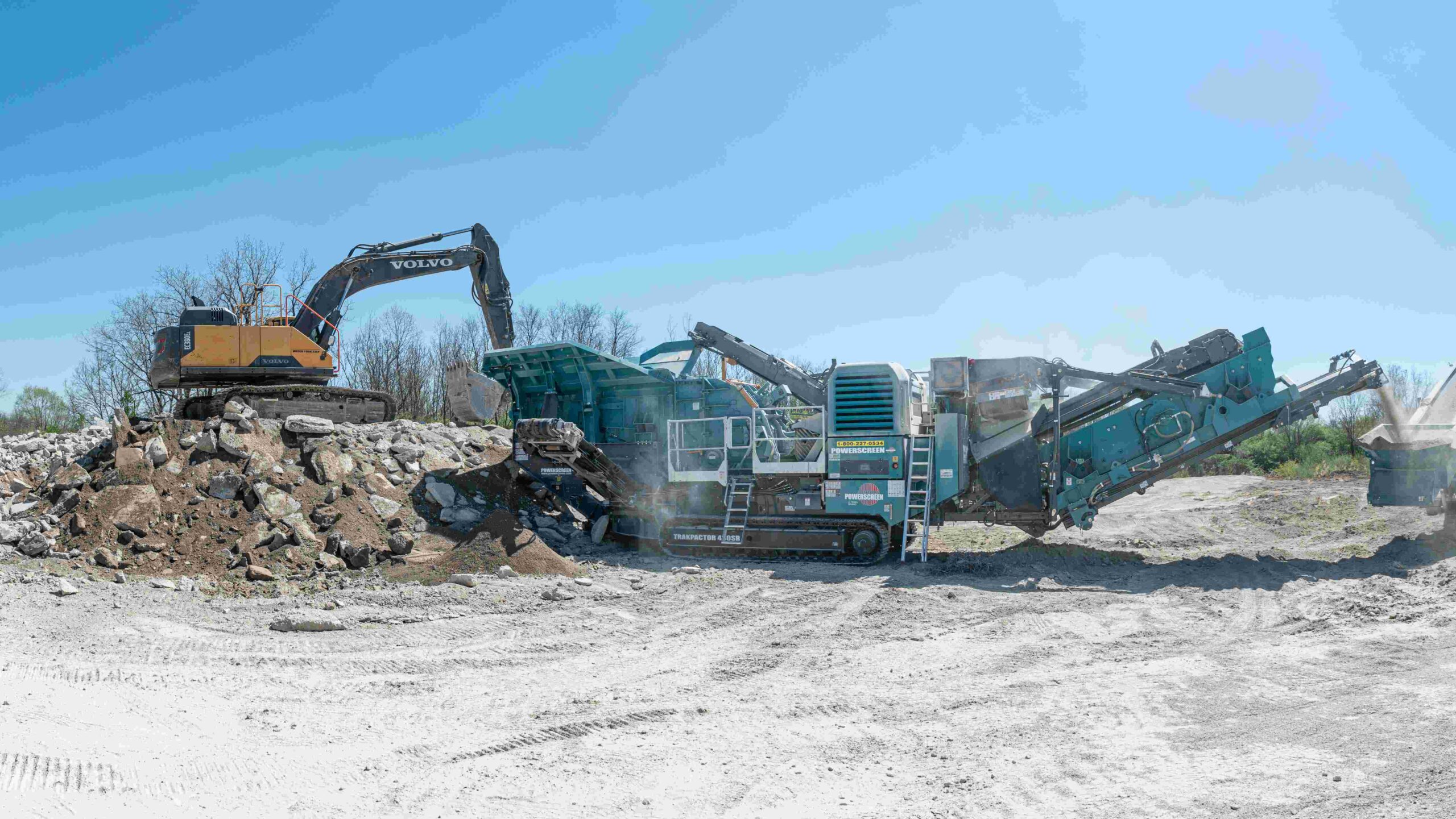 The Trakpactor 480SR returns in an enhanced configuration.