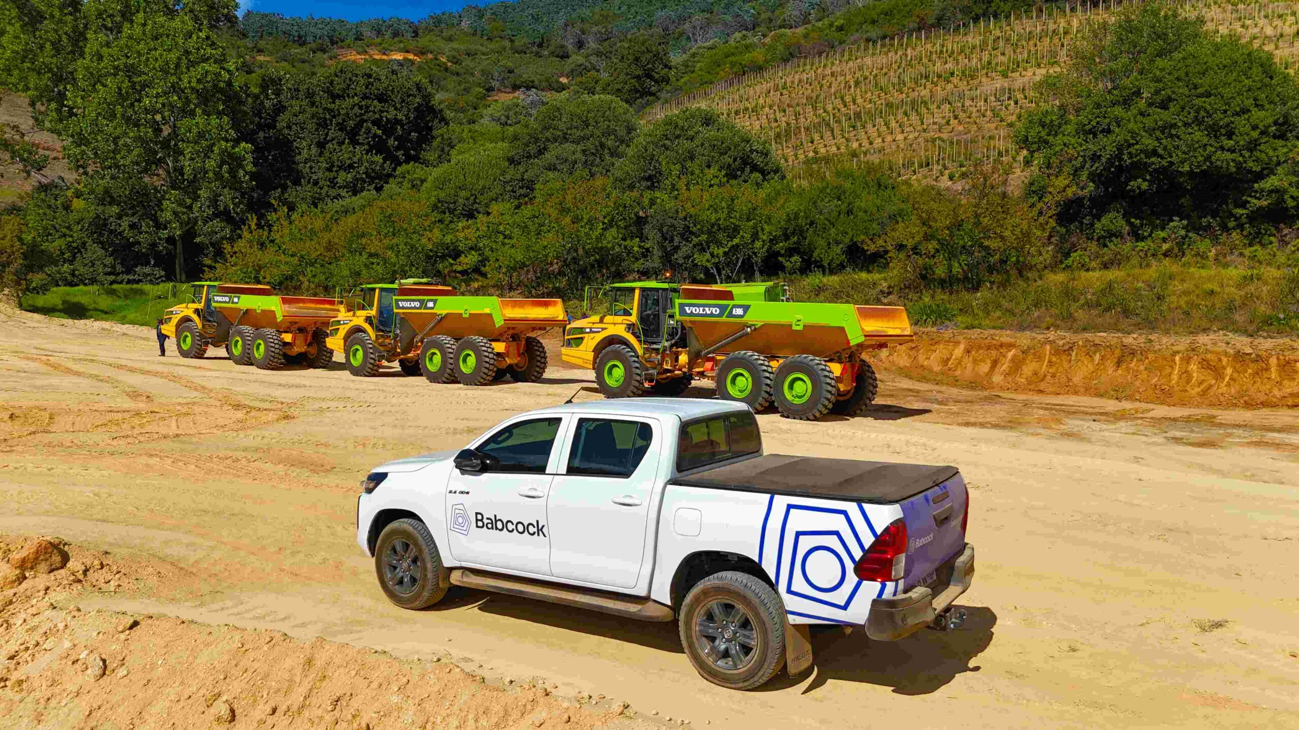 Hamilton Plant Hire operates a large fleet of Volvo machines, supported locally by Babcock.