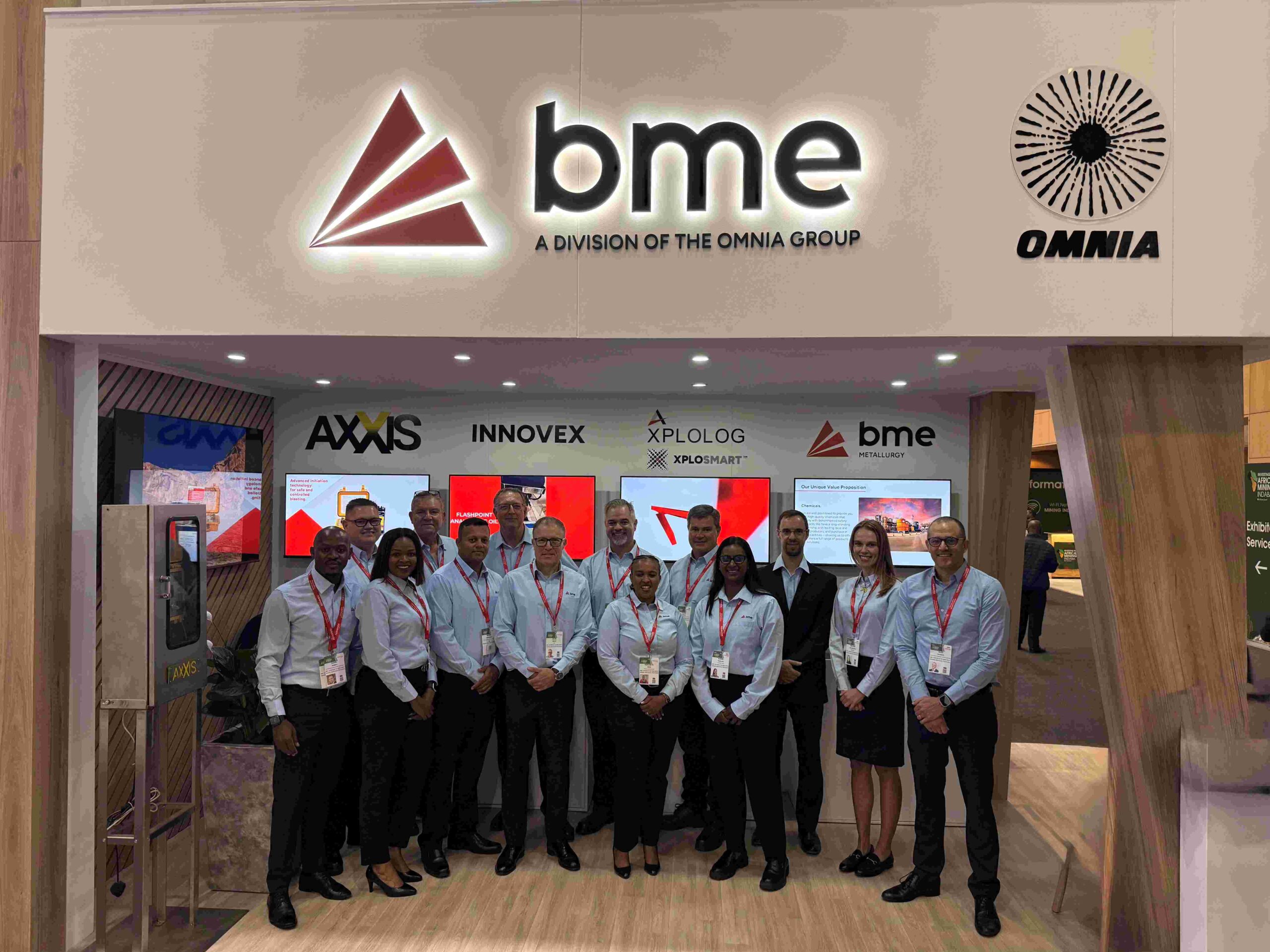 BME’s delegation at the 2026 Investing in African Mining Indaba. From left: (front row) Lefa Masiuana, Lollitta Pitso, Nishen Hariparsad, Deon Swart, Queeneth Vikisi, Kamini Prinsloo, (back row) Johan Labushagne, Michael Klaasen, Ralf Hennecke, Nic Dreyer, Hennie du Preez, Daniel Verywey, Meagan vd Berg, Glen Heinrich.