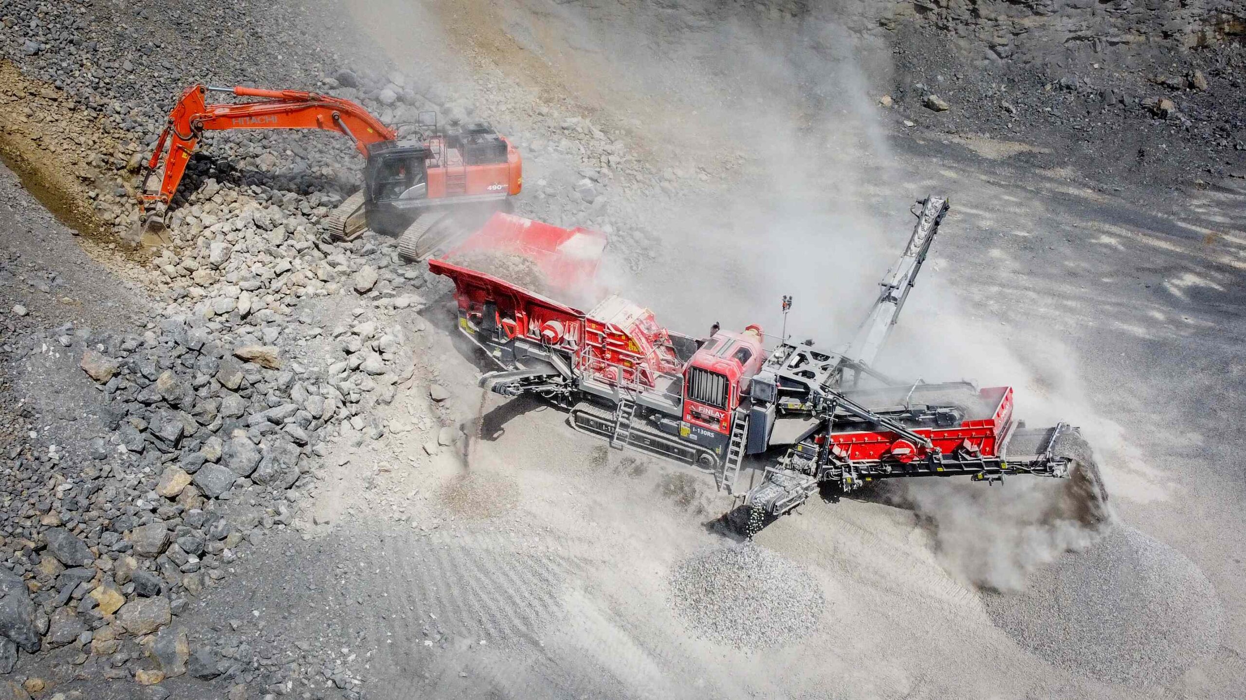 For operations requiring closed loop crushing and on board screening, the Finlay I 130RS integrates a high-capacity two deck afterscreen and recirculation system within the same mid-range platform.