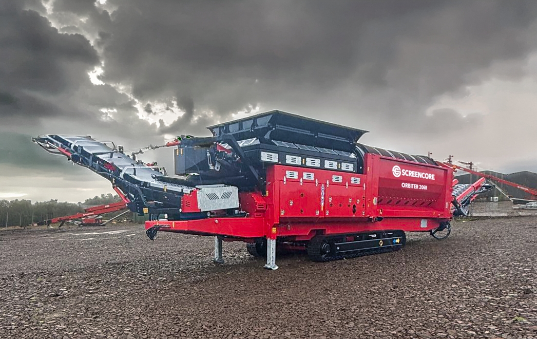 The new Orbiter 206R combines precision and power for a highly focused and productive solution suited to the requirements of larger producers.