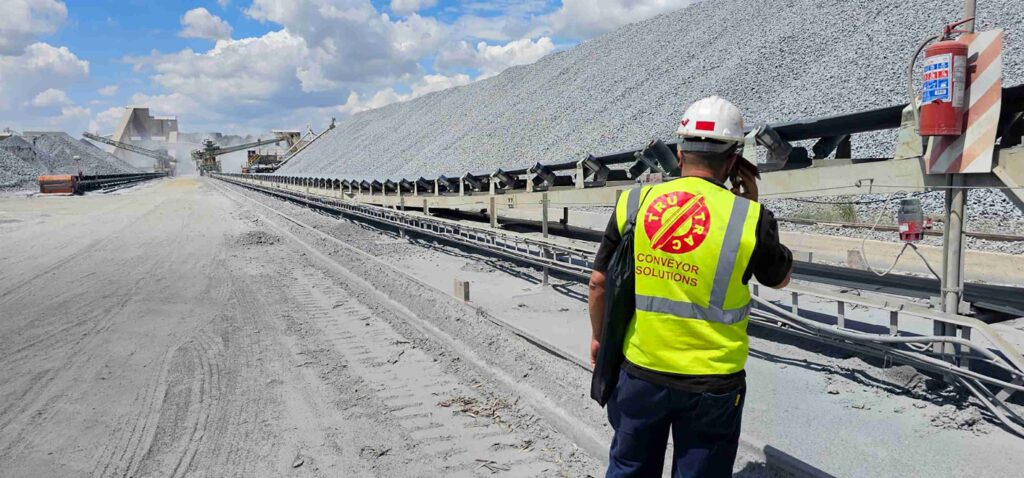 Planned maintenance starts with stable conveyor operation, where effective tracking, monitoring and condition assessment help prevent failures, reduce downtime and support predictable maintenance schedules.
