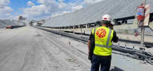 Planned maintenance starts with stable conveyor operation, where effective tracking, monitoring and condition assessment help prevent failures, reduce downtime and support predictable maintenance schedules.