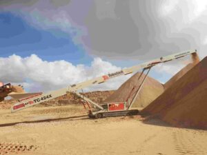 Mobile conveying and stacking solutions can reduce unnecessary material handling, improve stockpile management and optimise available space.
