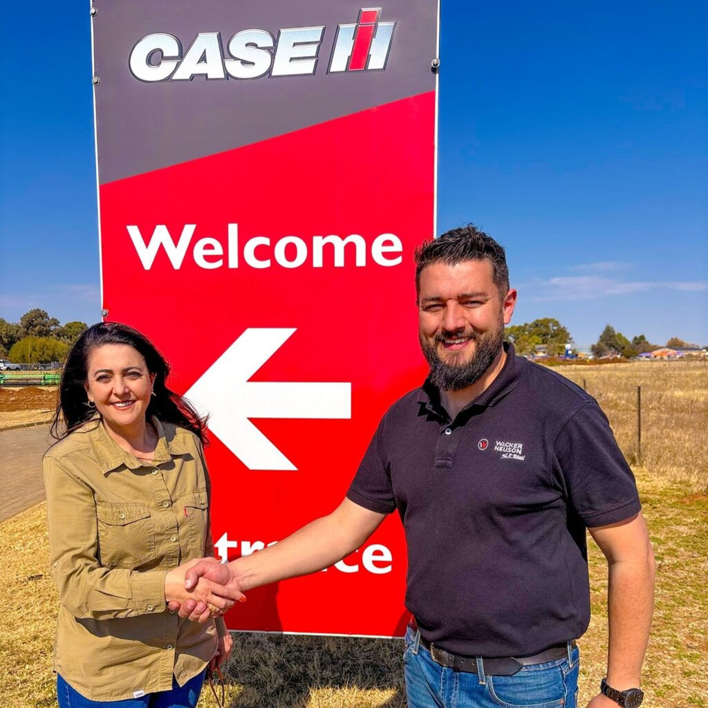 Charlene Badenhorst and Glenn Theron cement their new collaboration.